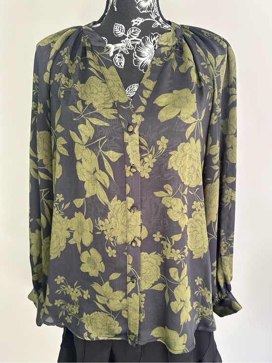 Tops - Boho style black and green floral blouse